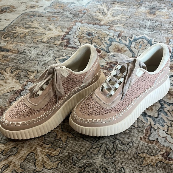Mi.iM Tan Sneakers Retro-Inspired Low-Top - Picture 2 of 4